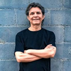 Foto do artista Lô Borges