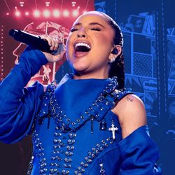 Foto do artista Mari Fernandez