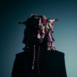 Foto do artista Kikuo