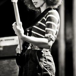 Foto do artista Esperanza Spalding