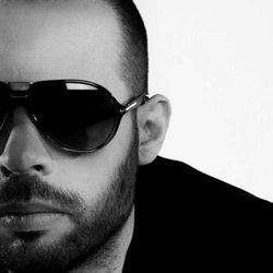 Foto do artista Peter Luts