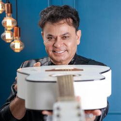Foto do artista Frank Aguiar