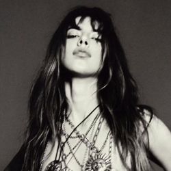 Foto do artista Marina Sena