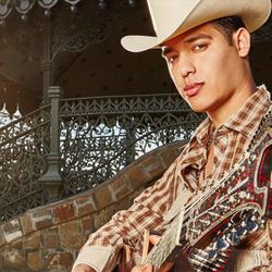 Foto do artista Ariel Camacho