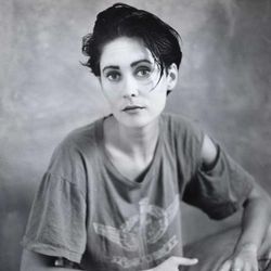 Foto do artista Margaret Urlich