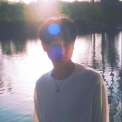 Foto do artista yung kai