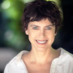 Foto do artista Adriana Calcanhotto