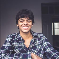 Foto do artista Tuca Oliveira