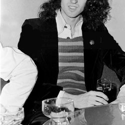 Foto do artista Brian May