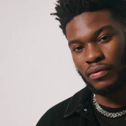 Foto do artista Nonso Amadi