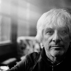 Foto do artista Lee Ranaldo
