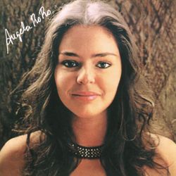 Foto do artista Angela Ro Ro