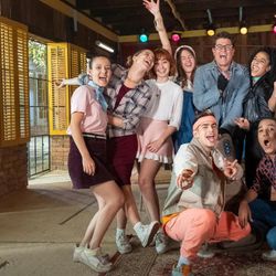 Foto do artista Elenco de El Club de Los Graves