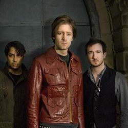 Foto do artista July for Kings