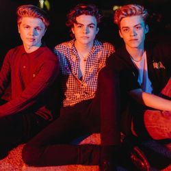 Foto do artista New Hope Club