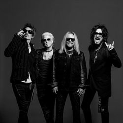 Foto do artista Mötley Crüe