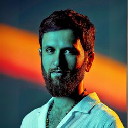 Foto do artista Gustavo Gama