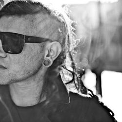 Foto do artista Skrillex