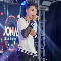 Foto do artista Jonas Barros