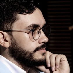 Foto do artista Ângelo La Serra