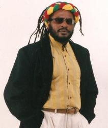 Foto do artista Edson Gomes