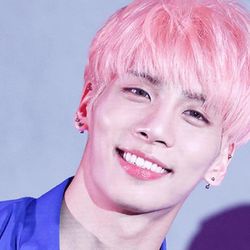 Foto do artista JongHyun