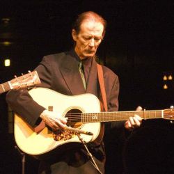 Foto do artista Tony Rice