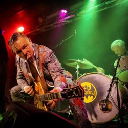 Foto do artista Batmobile