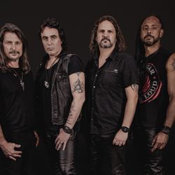 Foto do artista Angra