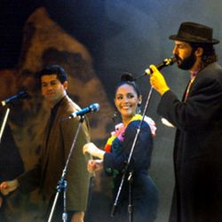 Foto do artista Juan Luis Guerra 4.40