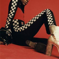 Foto do artista Yves Tumor