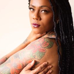 Foto do artista Jenny Cabral