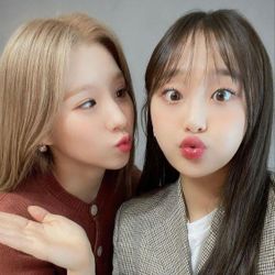 Foto do artista LOONA 