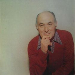 Foto do artista Max (Maximiano de Sousa)