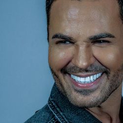 Foto do artista Eduardo Costa