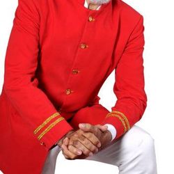 Foto do artista Délcio Tavares