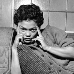 Foto do artista Eartha Kitt