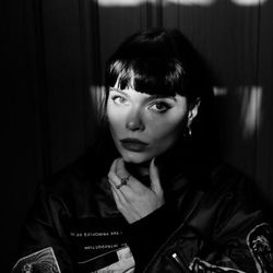 Foto do artista Winona Oak