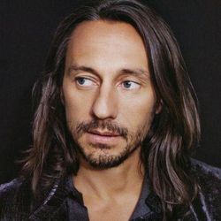 Foto do artista Bob Sinclar