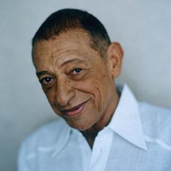 Foto do artista Henri Salvador