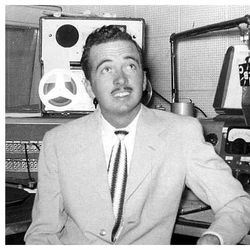 Foto do artista Tennessee Ernie Ford