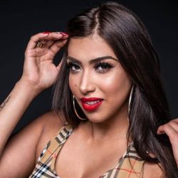 Foto do artista Morena Monaco