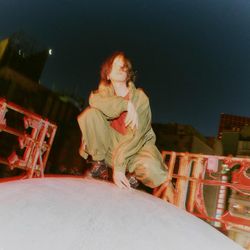 Foto do artista Kenshi Yonezu