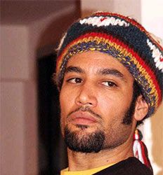 Foto do artista Ben Harper
