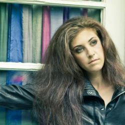 Foto do artista Sarah Fimm