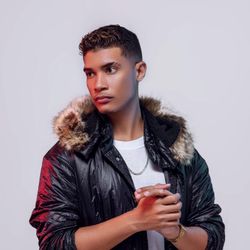 Foto do artista Evandro Sousa