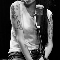 Foto do artista Amy Winehouse