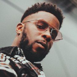 Foto do artista Maleek Berry