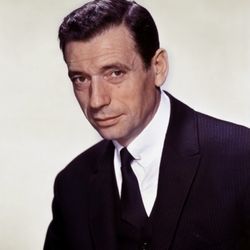 Foto do artista Yves Montand