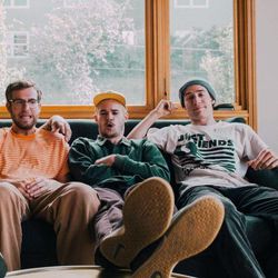 Foto do artista Mom Jeans